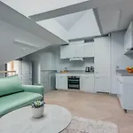 #stayhere - Modern Luxury In The Heart Of Old Town *