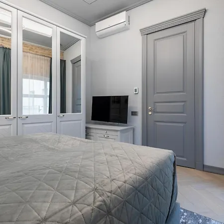 Апартаменты #stayhere - Modern Luxury In The Heart Of Old Town *