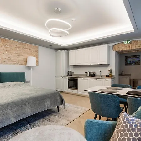 #stayhere - Modern Luxury In The Heart Of Old Town