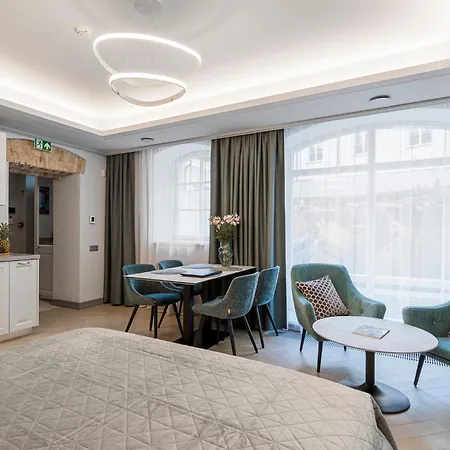 #stayhere - Modern Luxury In The Heart Of Old Town *