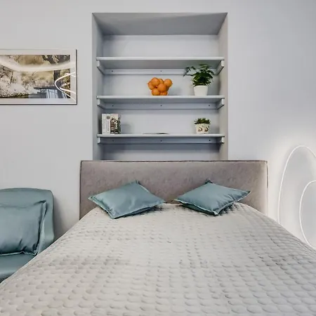#stayhere - Modern Luxury In The Heart Of Old Town Apartment *