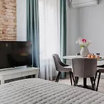 #stayhere - Modern Luxury In The Heart Of Old Town *
