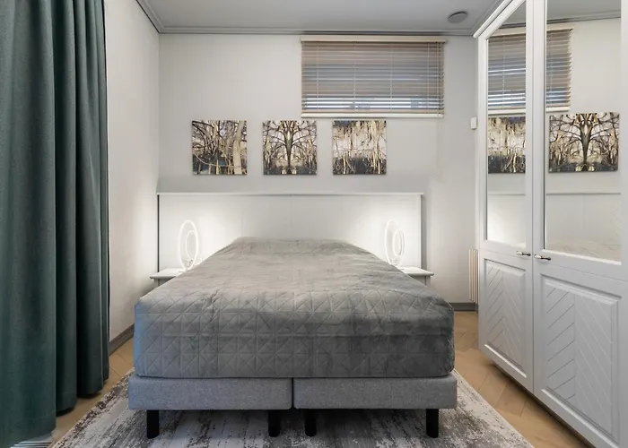 #stayhere - Modern Luxury In The Heart Of Old Town 아파트